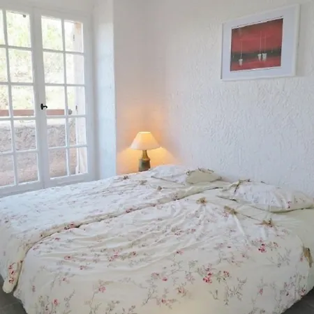Mas Renove 2 Avec Piscine A 1km De La De Gigaro - Fr-1-726-13 *