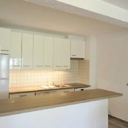 Apartment Mas Renove 2 Avec Piscine A 1km De La De Gigaro - Fr-1-726-13 *